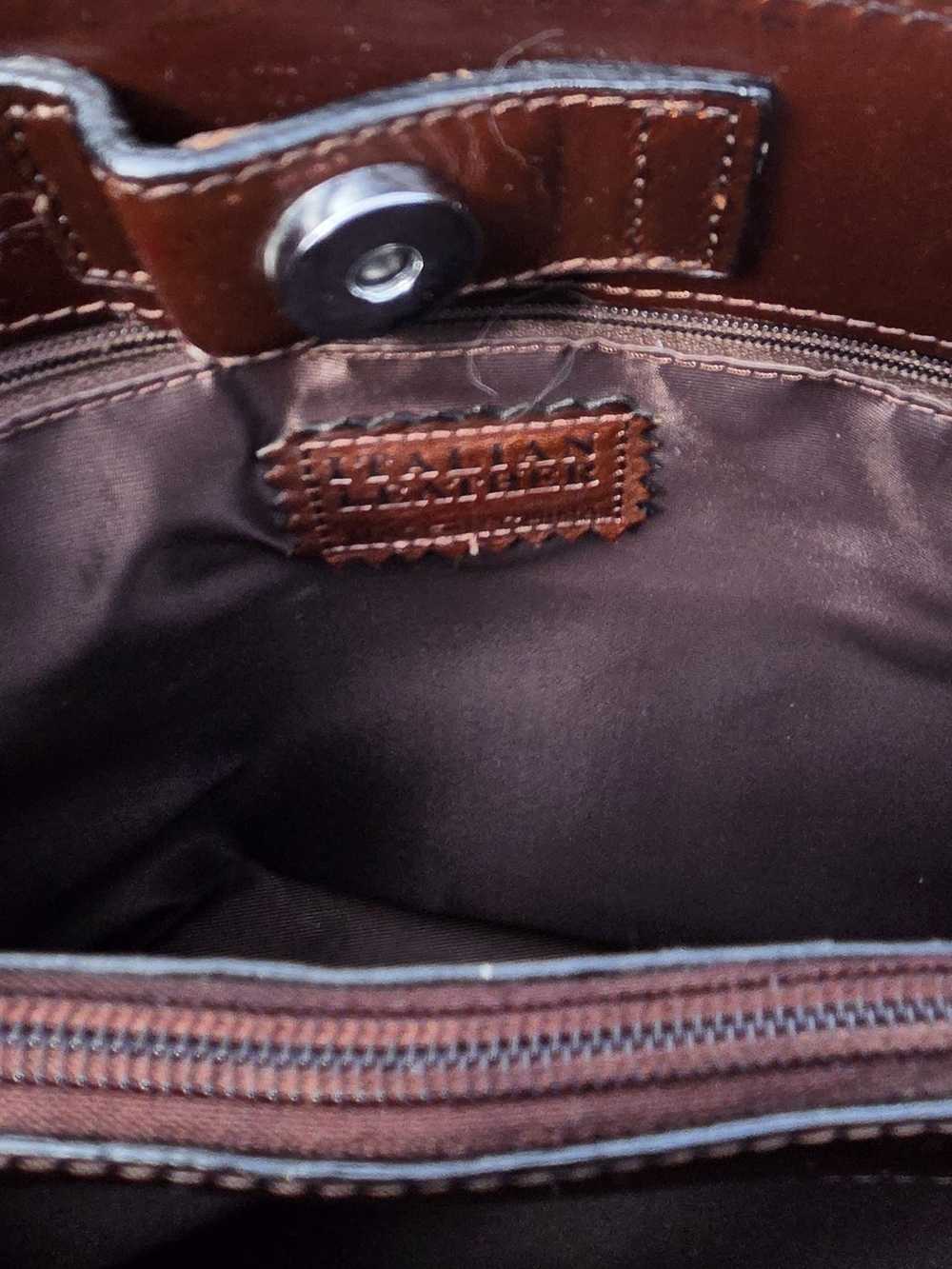 Italian Leather Brown Croc-Embossed Leather Tote Bag - Picture 7 of 12